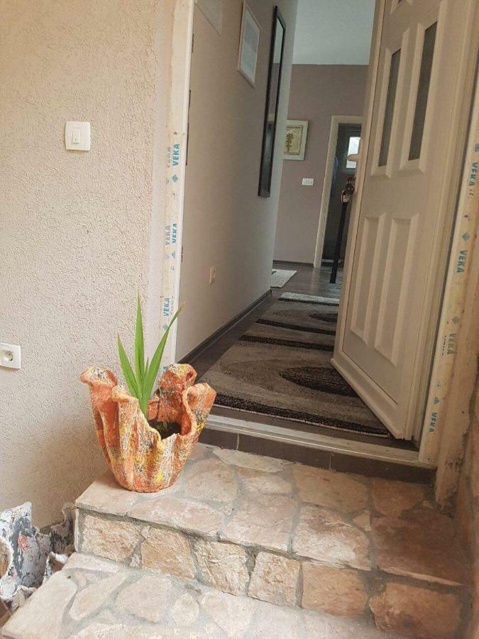 Apartman Tajma Mostar Exterior foto